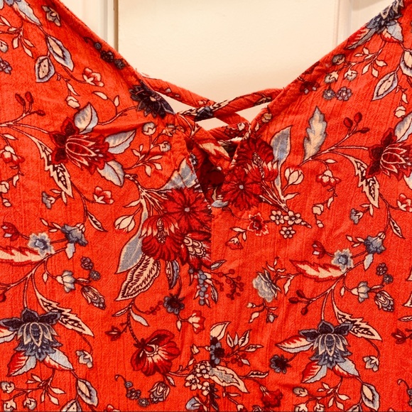 American Eagle Flowy Romper - Picture 3 of 5